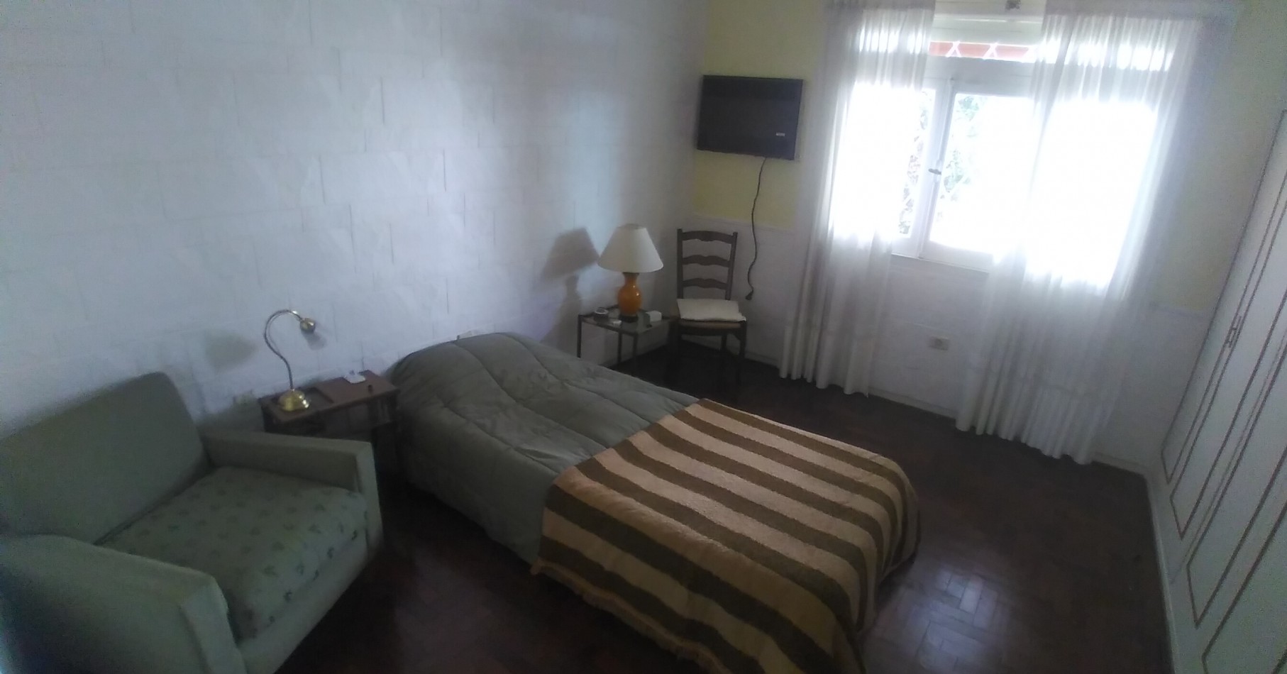 CASA EN VENTA CON JARDÍN Y PARRILLA PASAJE ENRIQUE DE VEDIA 2200