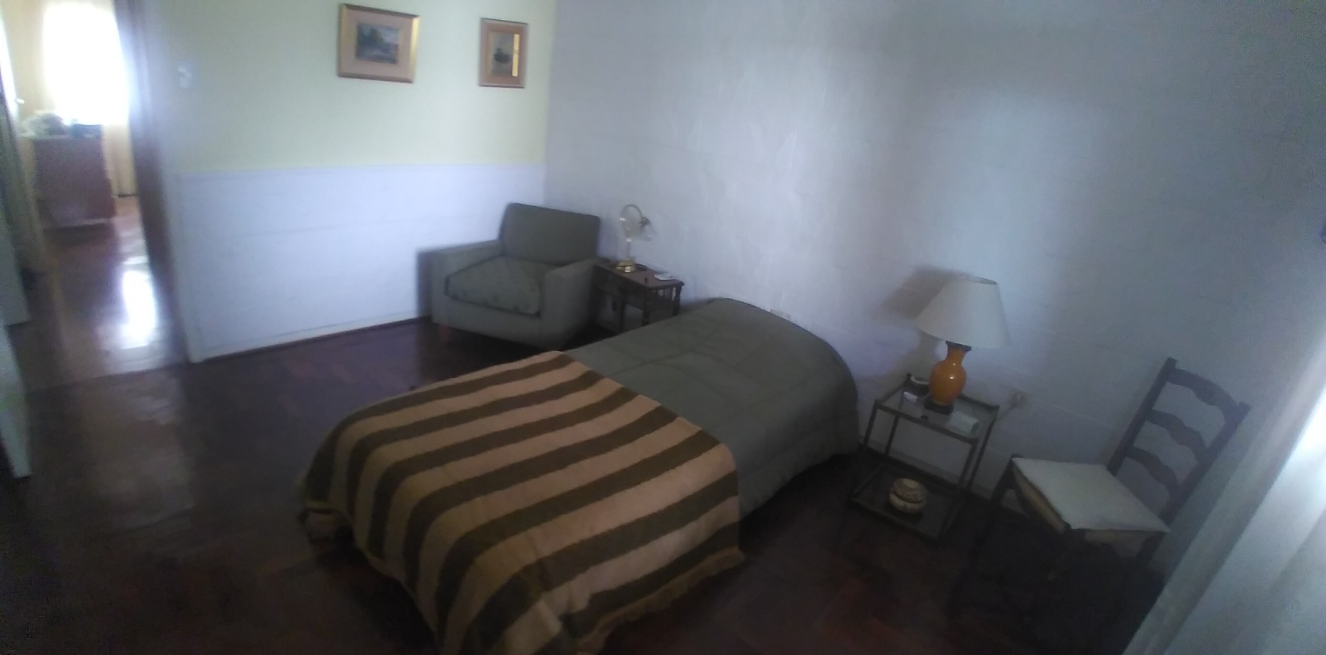 CASA EN VENTA CON JARDÍN Y PARRILLA PASAJE ENRIQUE DE VEDIA 2200