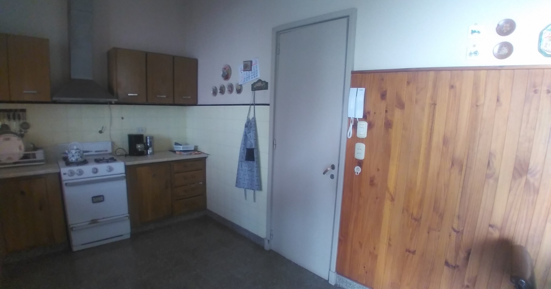CASA EN VENTA CON JARDÍN Y PARRILLA PASAJE ENRIQUE DE VEDIA 2200