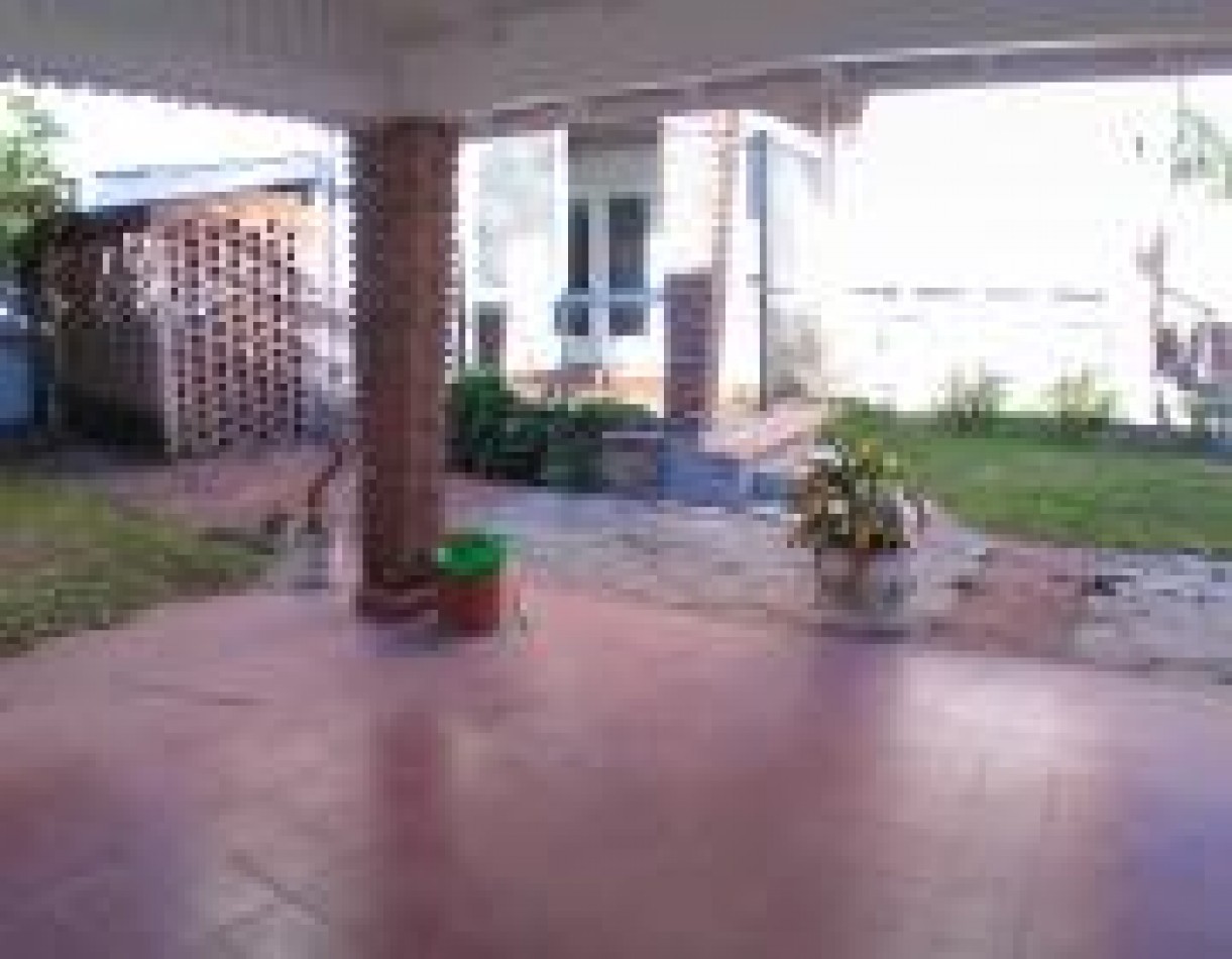 chalet 5 ambientes en La Lucila