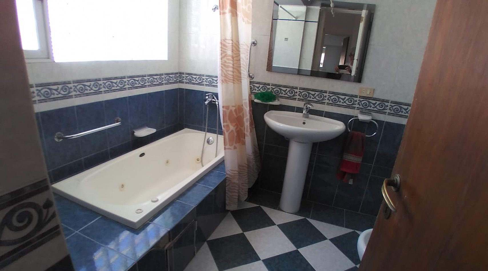 chalet 5 ambientes en La Lucila