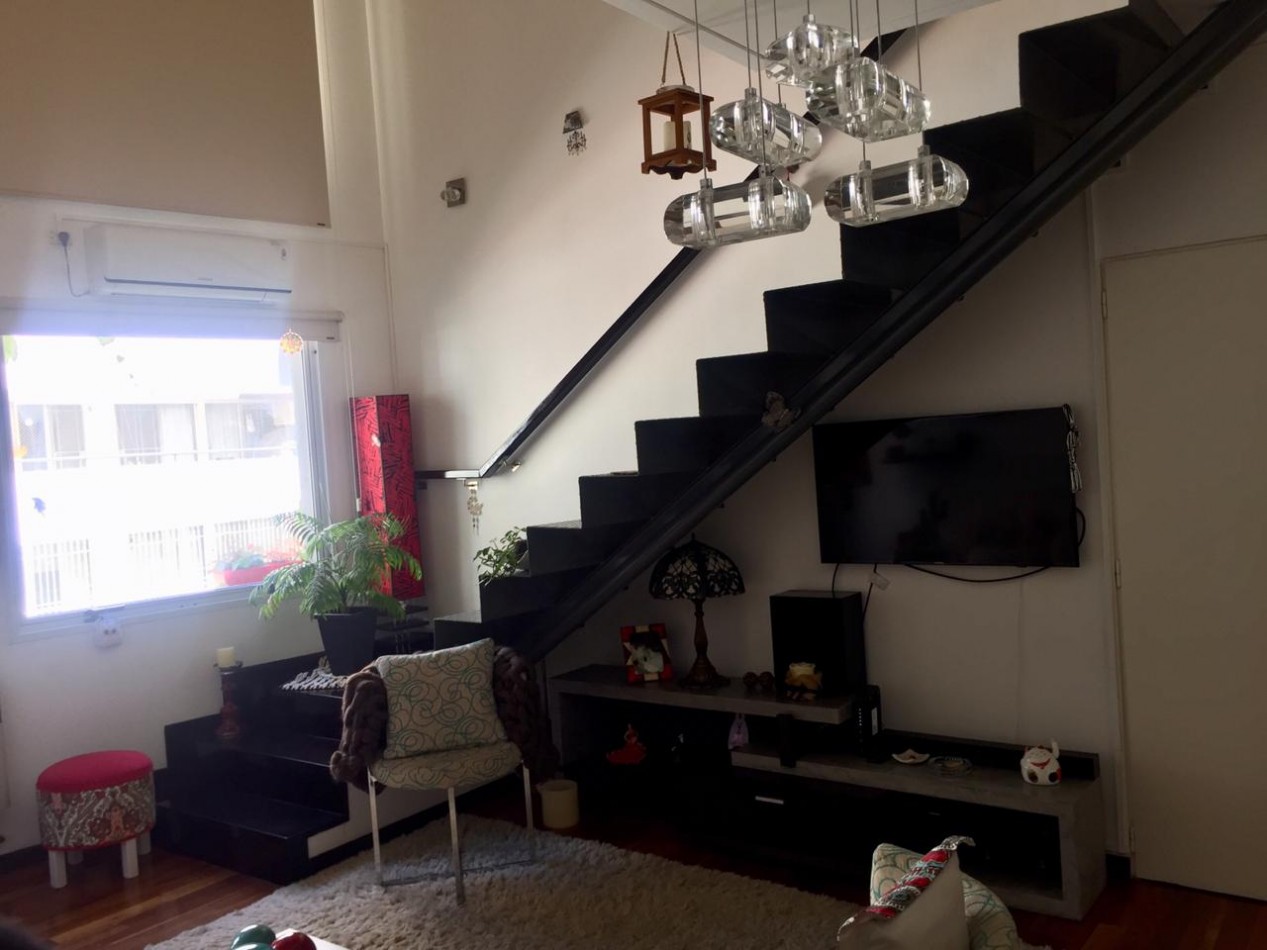 HERMOSO DUPLEX EN CABALLITO SUR CON COCHERA- 9 años