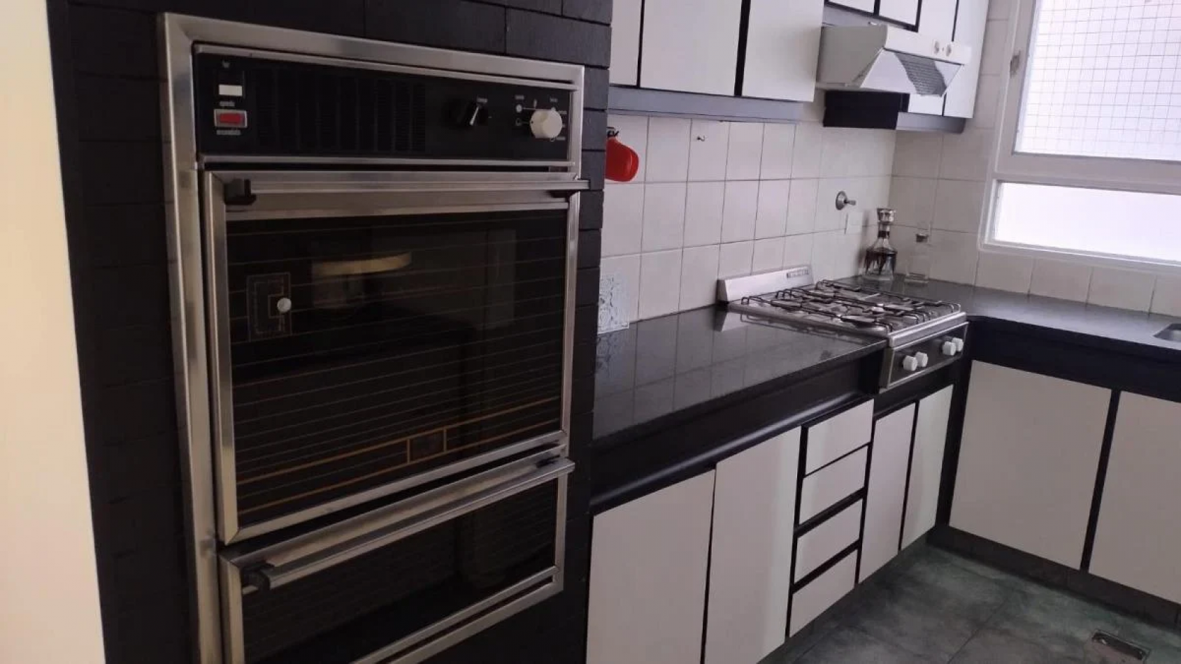 DISPONIBLE A PARTIR DE MAYO 2025, Espectacular super equipado departamento 4 ambientes Lafinur y Gutierrez-Botanico con cochera 