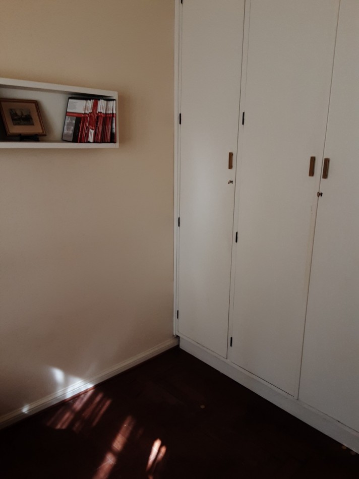 CASA EN VENTA CON JARDÍN Y PARRILLA PASAJE ENRIQUE DE VEDIA 2200