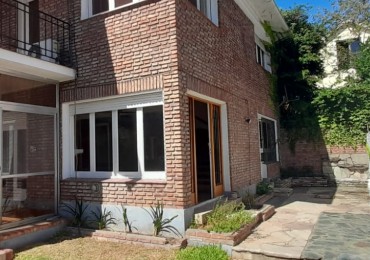 SOLIDO CHALET EN LA LUCILA
